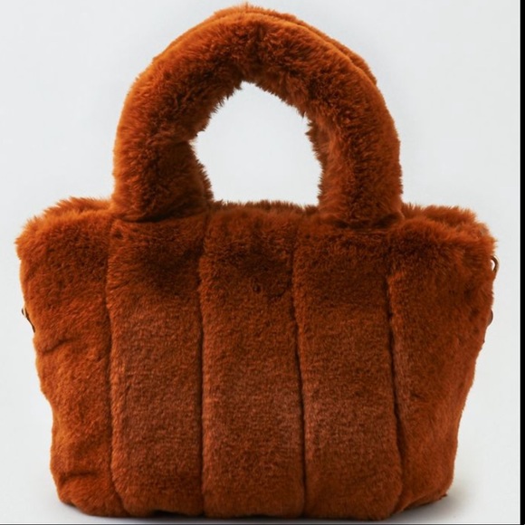 Street Level Handbags - Brown Faux Fur Bag ❄️